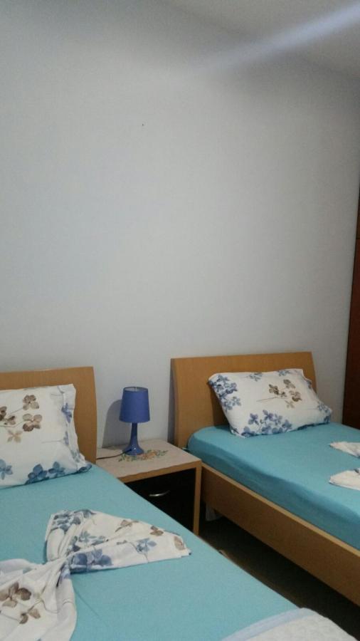 Christos Apartments Sarande Exterior photo