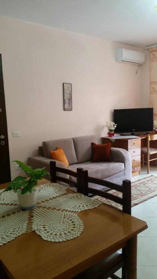 Christos Apartments Sarande Exterior photo