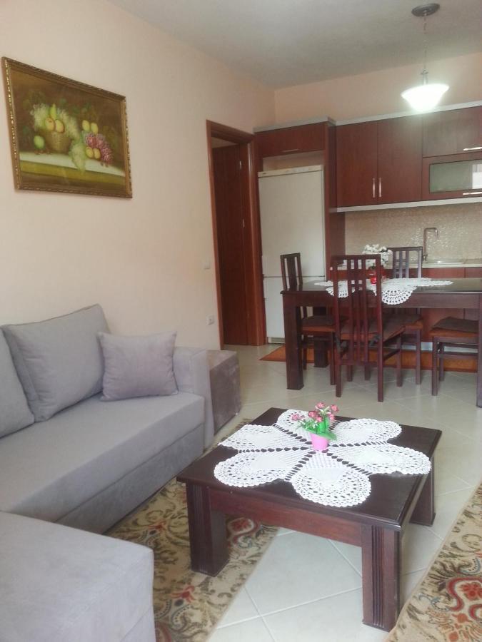 Christos Apartments Sarande Exterior photo