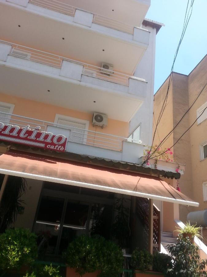 Christos Apartments Sarande Exterior photo